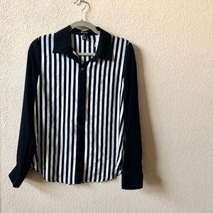 Black and white striped blouse, NEW! ✨